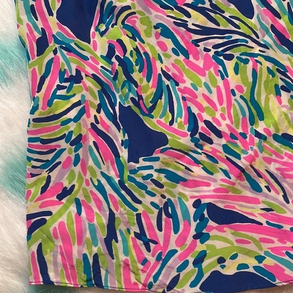 Lilly PULITZER SILK DUSK TOP‎ INDIGO PALM - Picture 3 of 8